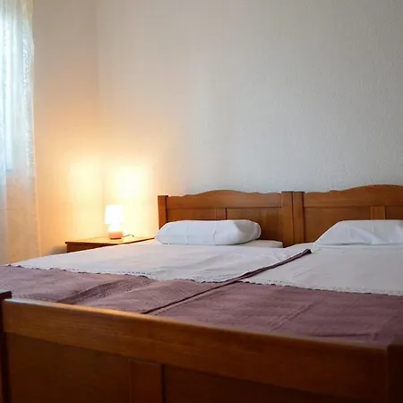 Beachfront Spazzio Apartment *
