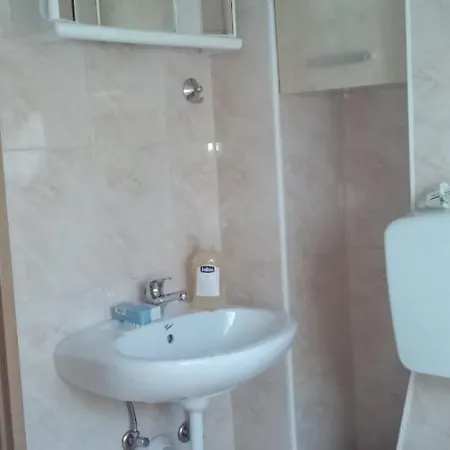 Beachfront Spazzio Apartment Preko